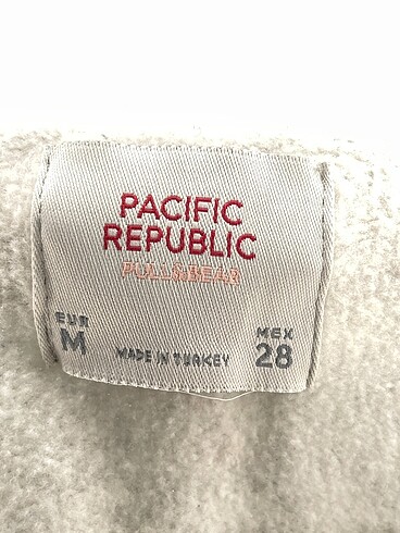 m Beden çeşitli Renk Pull and Bear Sweatshirt %70 İndirimli.