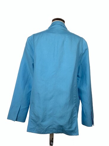 m Beden Bershka Blazer %70 İndirimli.