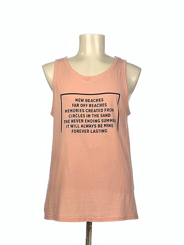 H&M T-shirt %70 İndirimli.
