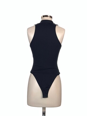m Beden Zara Bluz %70 İndirimli.