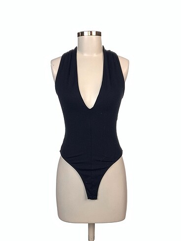 Zara Bluz %70 İndirimli.