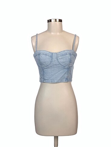 Bershka Mini Üst %70 İndirimli.