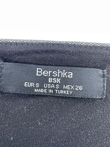 s Beden çeşitli Renk Bershka Mini Üst %70 İndirimli.