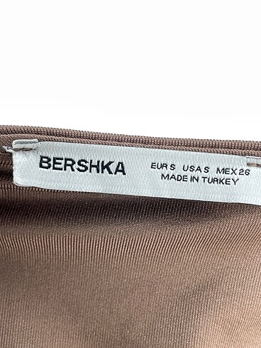 s Beden kahverengi Renk Bershka Uzun Elbise %70 İndirimli.
