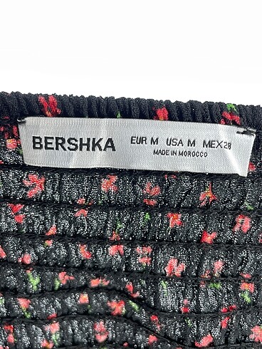 m Beden çeşitli Renk Bershka Kısa Elbise %70 İndirimli.