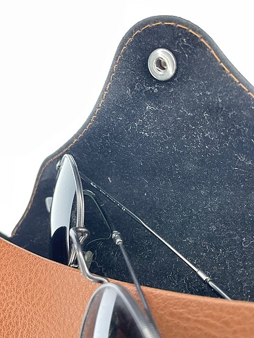  Beden Ray Ban Gözlük %70 İndirimli.