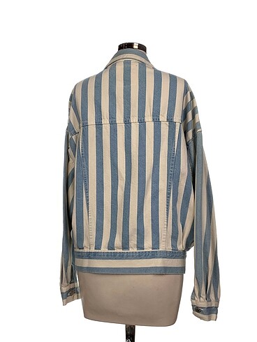 m Beden Pull and Bear Kot Ceket %70 İndirimli.