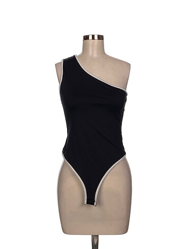 H&M Bluz %70 İndirimli.