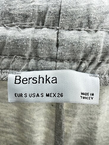 s Beden gri Renk Bershka Eşofman Altı %70 İndirimli.