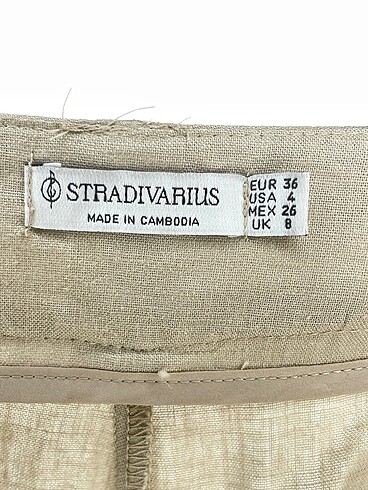 36 Beden çeşitli Renk Stradivarius Düz Kesim %70 İndirimli.