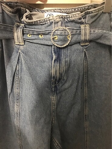 Zara jeans