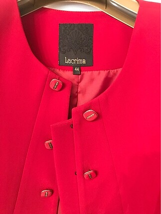 Diğer Lacrima marka kırmızı kısa ceket