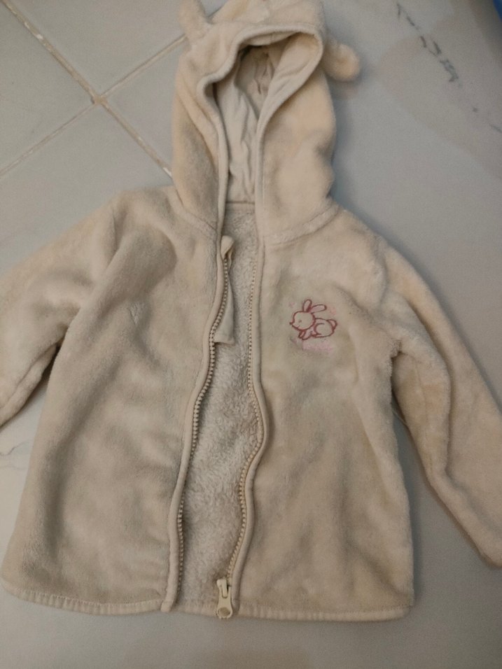 Nakışlı Krem Peluş Kız Bebek Tulumu - Görsel 3