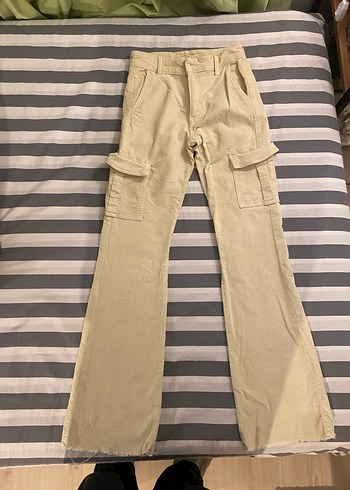Stradivarius Bej Kargo Pantolon Rahat Ve Sik