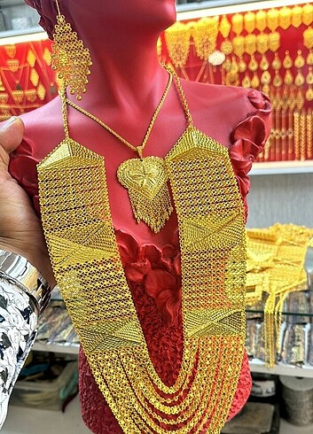 Madonna kolye altın imitasyon 