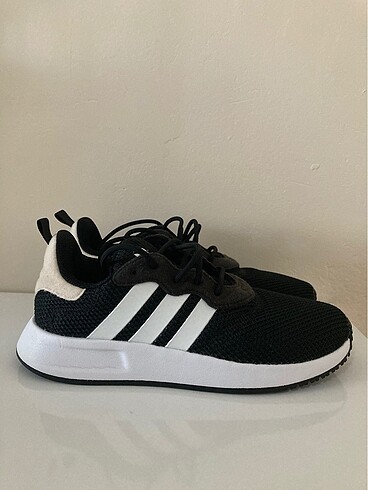Adidas spor ayakkabı