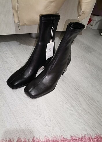 Kışlık topuklu Bot