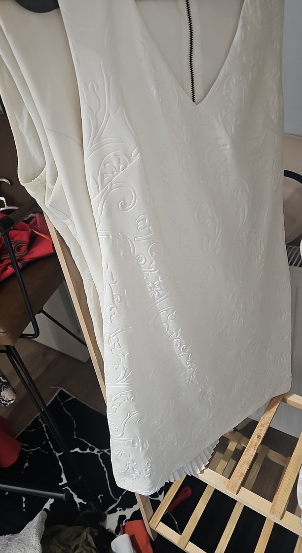 Beyaz V Yaka Dantel Detaylı Hamile Tunik - Görsel 5