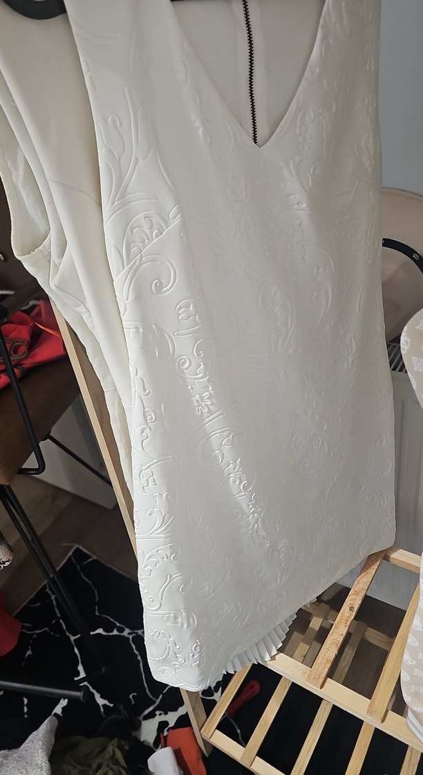 Beyaz V Yaka Dantel Detaylı Hamile Tunik - Görsel 4