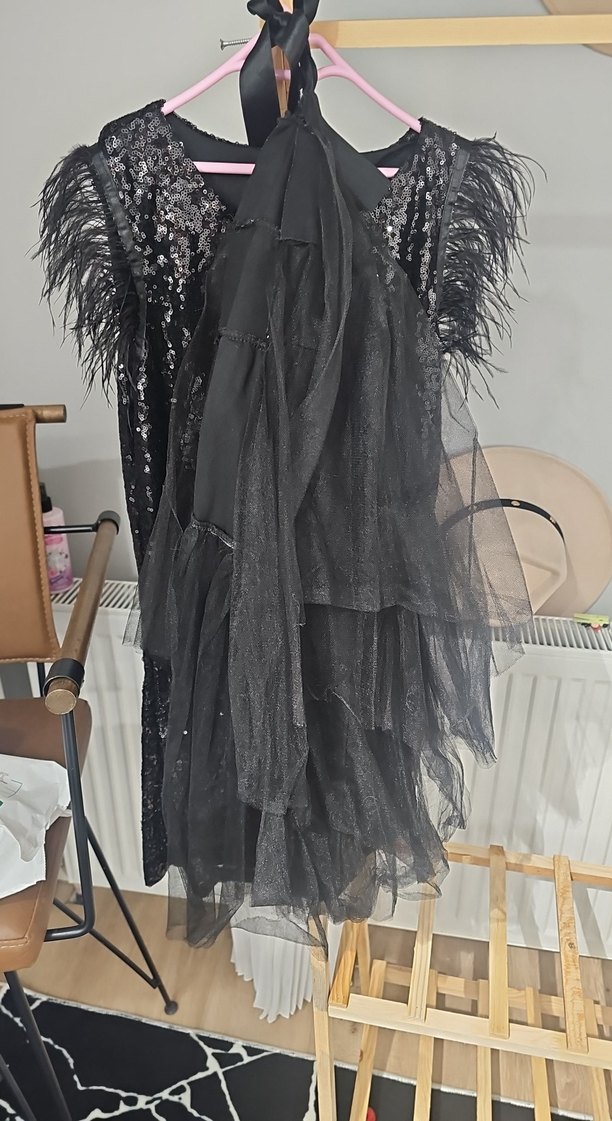 Gri Volanlı Uzun cocuk Elbisesi - Görsel 4