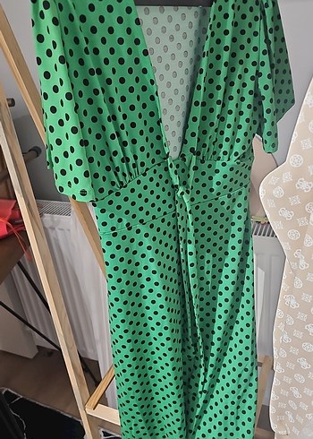 Yeşil Puantiyeli V Yaka Hamile Bluzu - Görsel 5