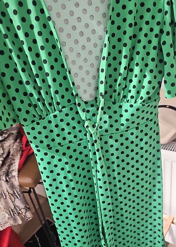 Yeşil Puantiyeli V Yaka Hamile Bluzu - Görsel 3