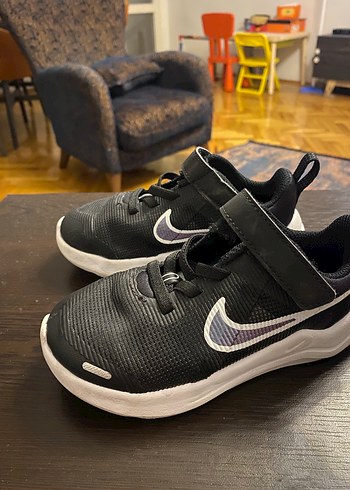 Nike çocuk spor ayakkabı