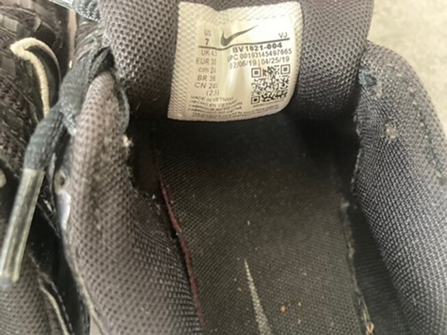 38 Beden siyah Renk nike p-6000