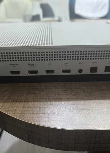 Beden Renk Xbox one s + 2 orjinal gamepad