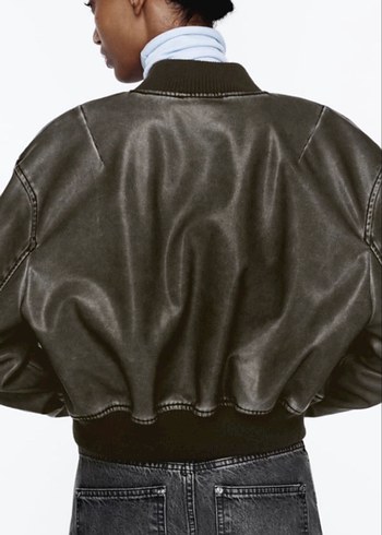 Siyah Deri Kemerli Yüksek Yakalı Kadın Ceket - Görsel 2