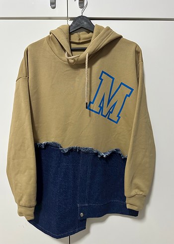 Kapüşonlu, Fermuarlı, Baskılı Kadın Sweatshirt