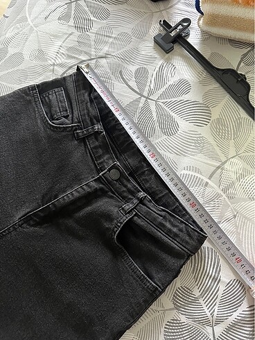 12-13 Yaş Beden siyah Renk Lcw 12-13 yaş kot pantolon