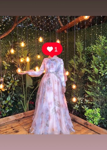 Abiye Ayşegül kalelio elbise kiralık giy gönder