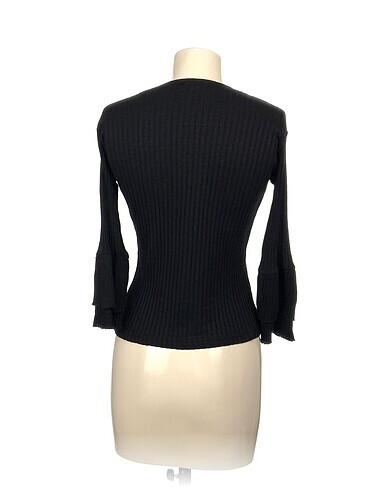 m Beden PreLoved Bluz %70 İndirimli.