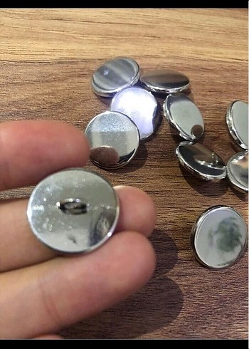 Gümüş metal düğme - Görsel 3