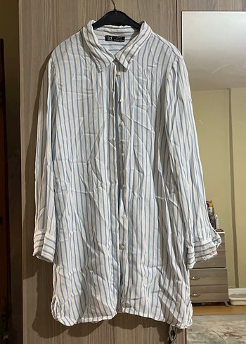 Düğmeli Çizgili Beyaz mavi Kadın Gömlek - Görsel 2