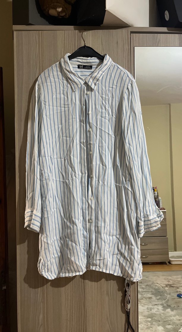 Düğmeli Çizgili Beyaz mavi Kadın Gömlek - Görsel 2