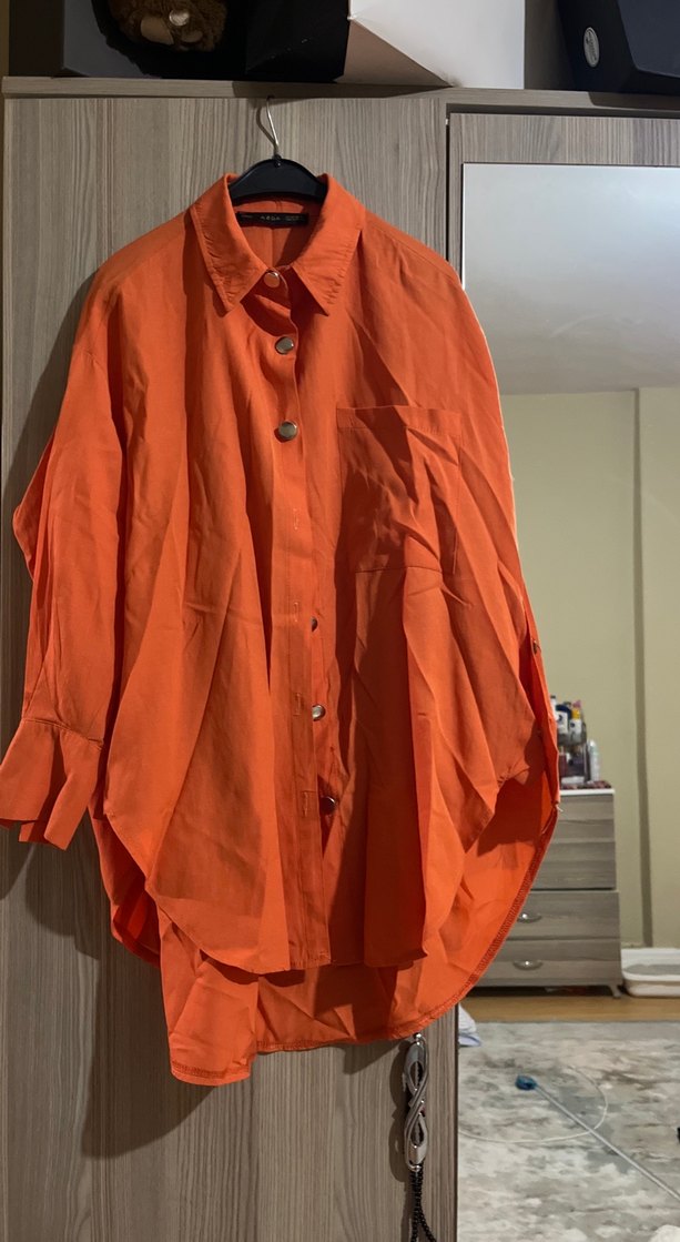 Turuncu Düğmeli Uzun Kollu Keten Gömlek - Görsel 2