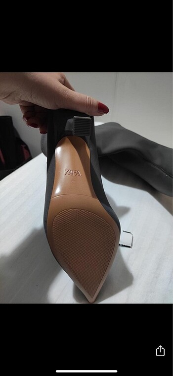 37 Beden Zara bot