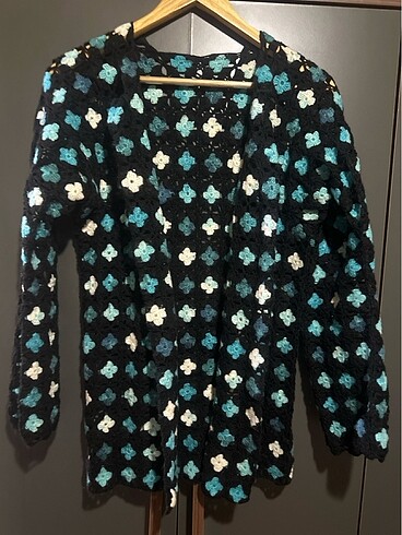 Motif hırka