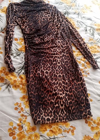 Leopar Desenli Uzun Kollu gece Elbisesi - Görsel 2