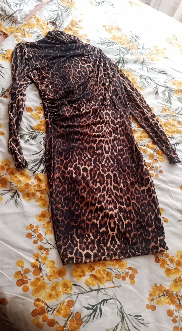 Leopar Desenli Uzun Kollu gece Elbisesi - Görsel 2