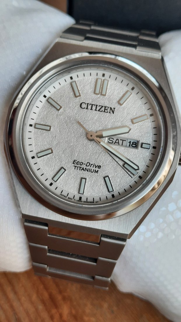 Citizen Eco-Drive Titanyum Erkek Saati - Görsel 4