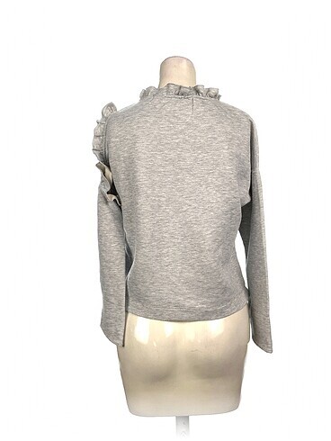 m Beden Koton Sweatshirt %70 İndirimli.