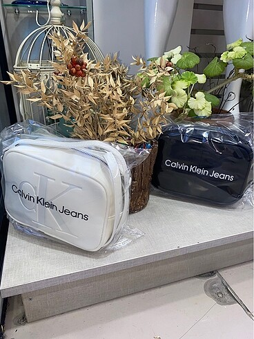  Beden beyaz Renk Calvin Klein Çanta