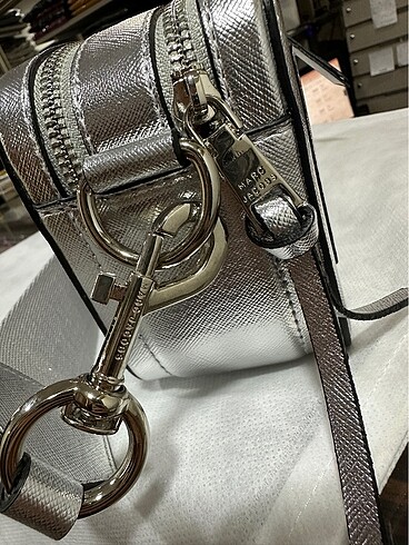 Beden gri Renk Marc Jacobs Gri Parlak Çanta