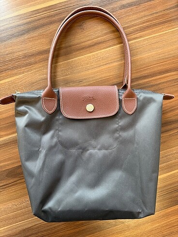 LongChamp orta boy çanta