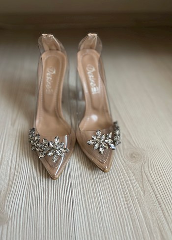 Bej Parlak Taşlı Stiletto Kadın Abiye Ayakkabı