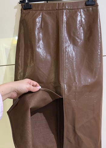 Kahverengi Parlak Deri Kemerli Midi Etek - Görsel 5