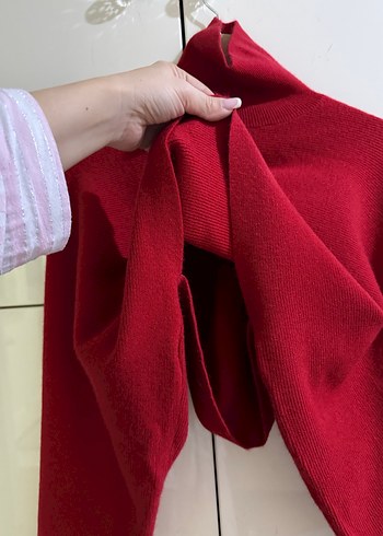 Kadın Kırmızı Boğazlı Triko Kazak - Görsel 2